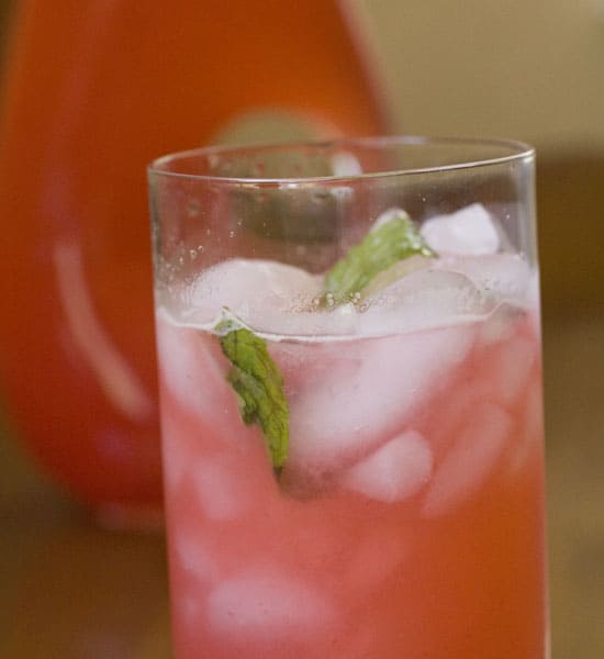 Image of Fresh Raspberry Lemonade, Macheesmo