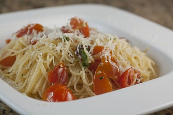 Image of Summer Tomato Pasta, Macheesmo