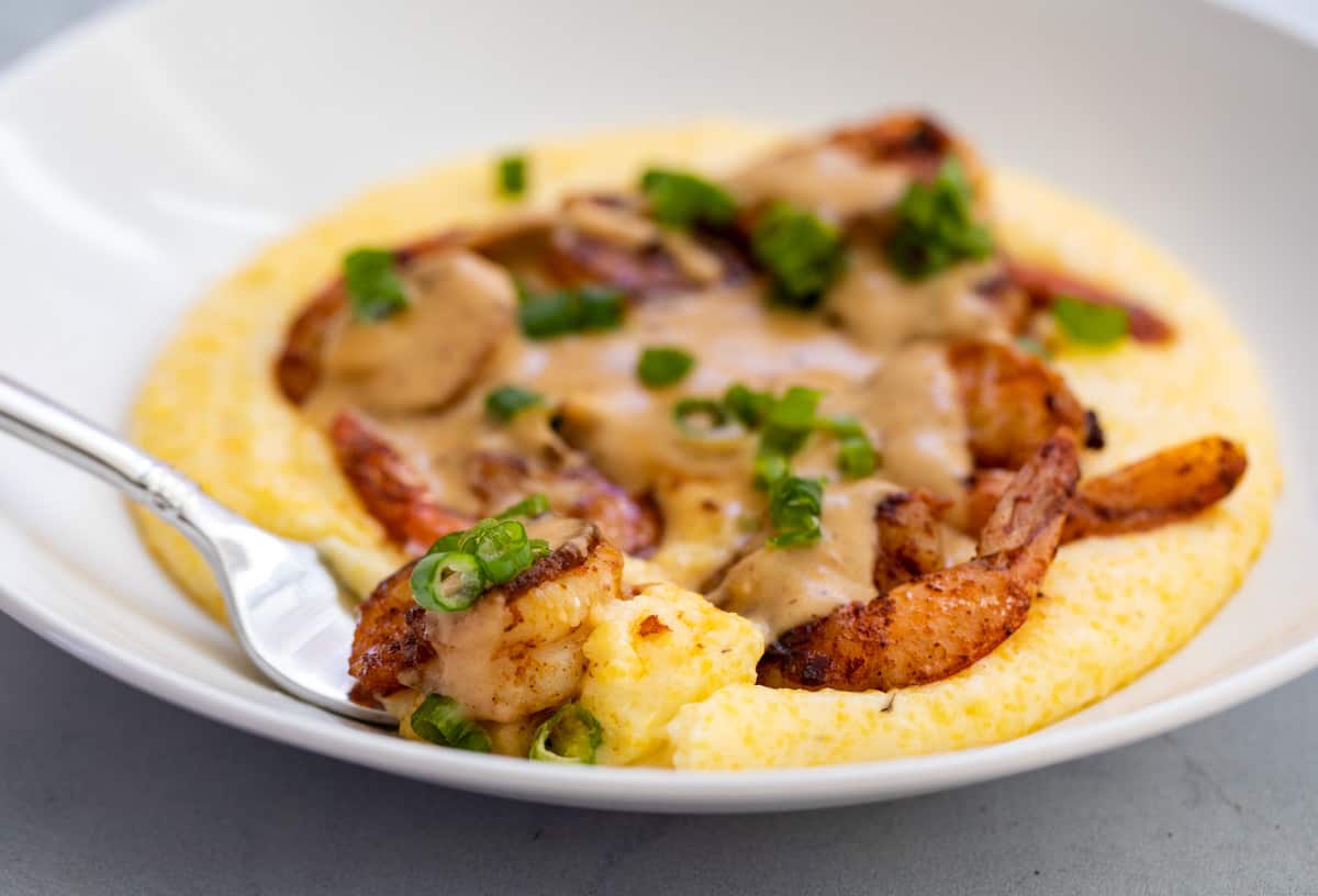 Shrimp and Grits Image