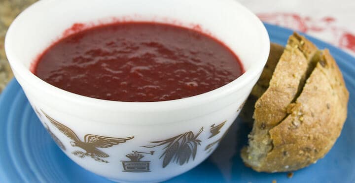 Roasted Beet Soup recipe from Macheesmo