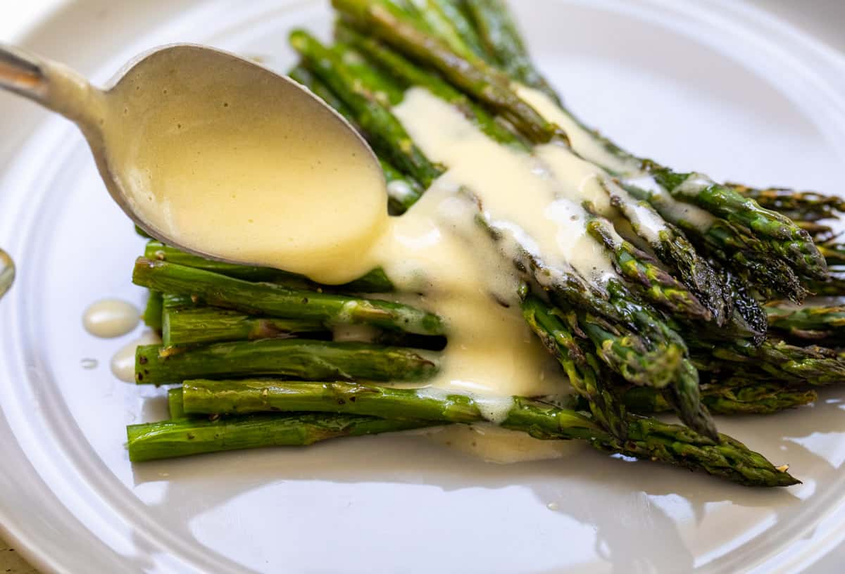 Asparagus with Bearnaise Sauce