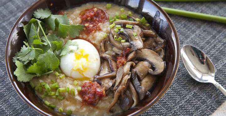 Vegetarian Congee with egg