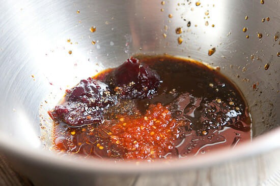 Sticky sauce for chicken wings