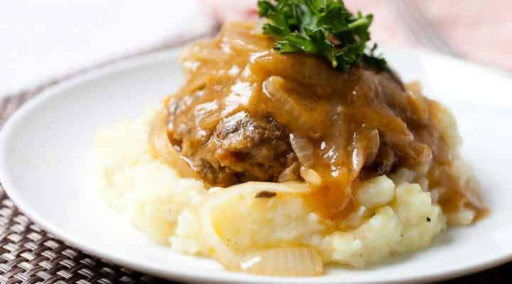 Homemade Salisbury Steak: Made without soup packets and just good ingredients, this is the salisbury steak recipe that will redeem the classic! | macheesmo.com