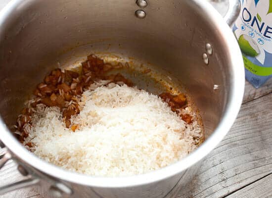 Coconut rice making