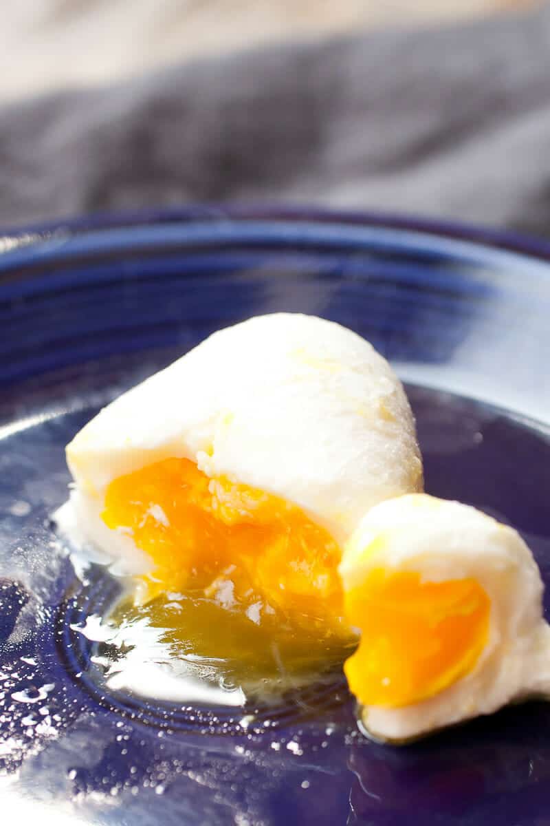How to Poach an Egg in the Microwave Macheesmo