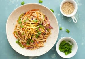Teriyaki Rainbow Noodles: These quick noodles have a simple sweet/savory teriyaki sauce and loads of beautiful, colorful veggies. A great quick dinner and also good for a packed lunch the next day! | macheesmo.com
