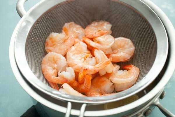 Steaming shrimp for spring rolls.