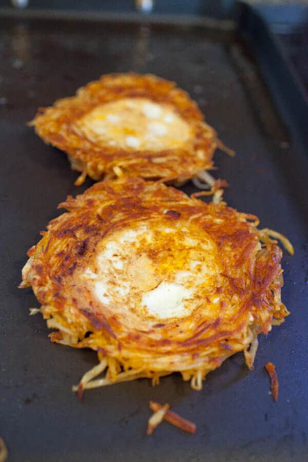 Flipped eggs - Hash Brown Egg Nests
