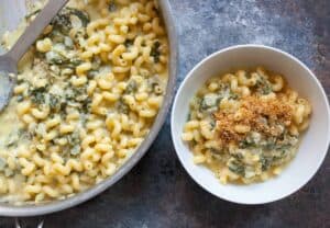 One Pot Spinach Mac and Cheese