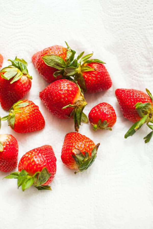 Ripe strawberries: Chocolate Covered Strawberry Cupcakes