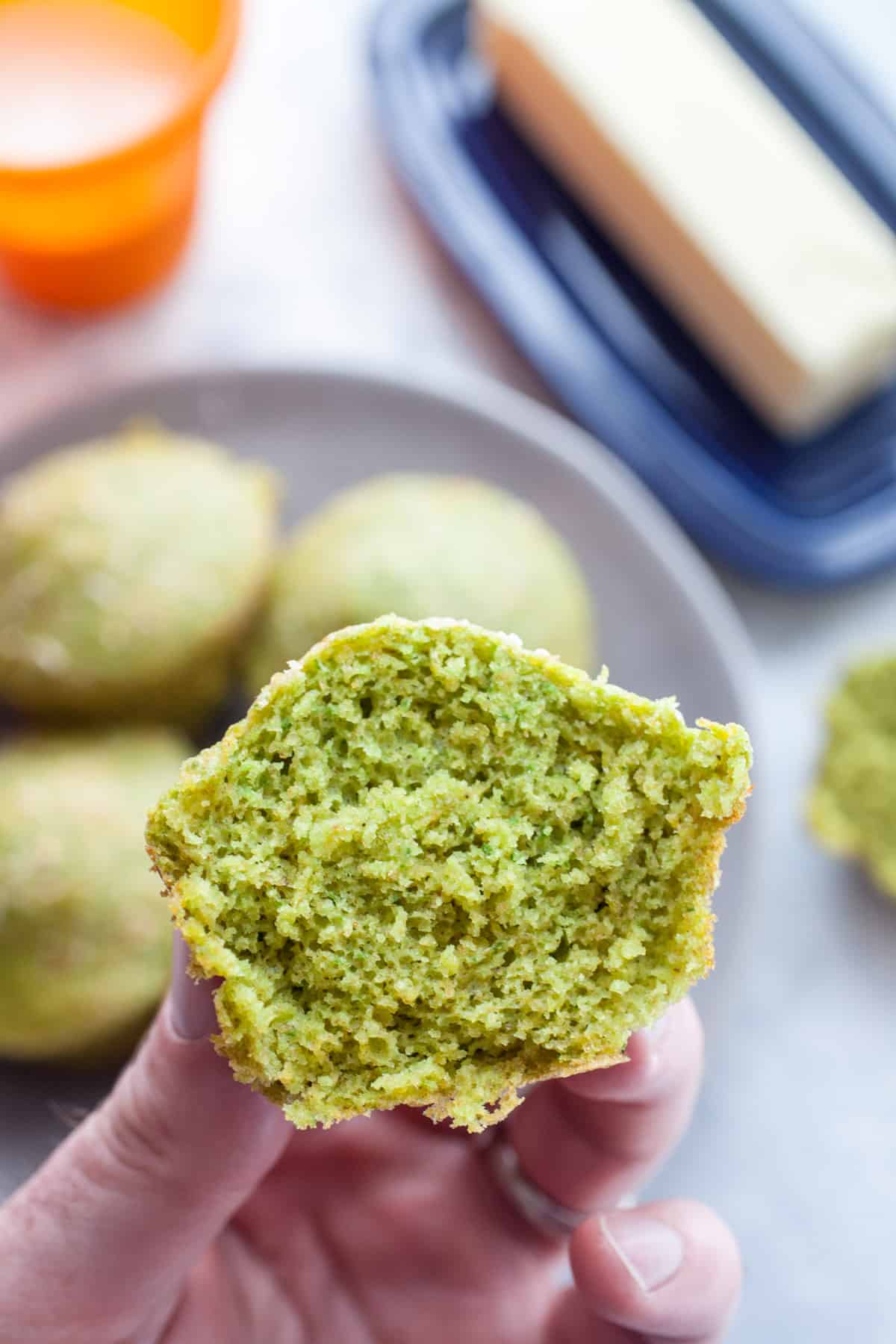 Cheesy Spinach Breakfast Muffins