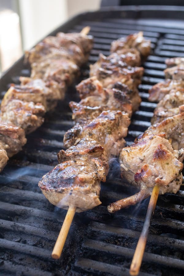 High heat grilling lamb meat for spiedies