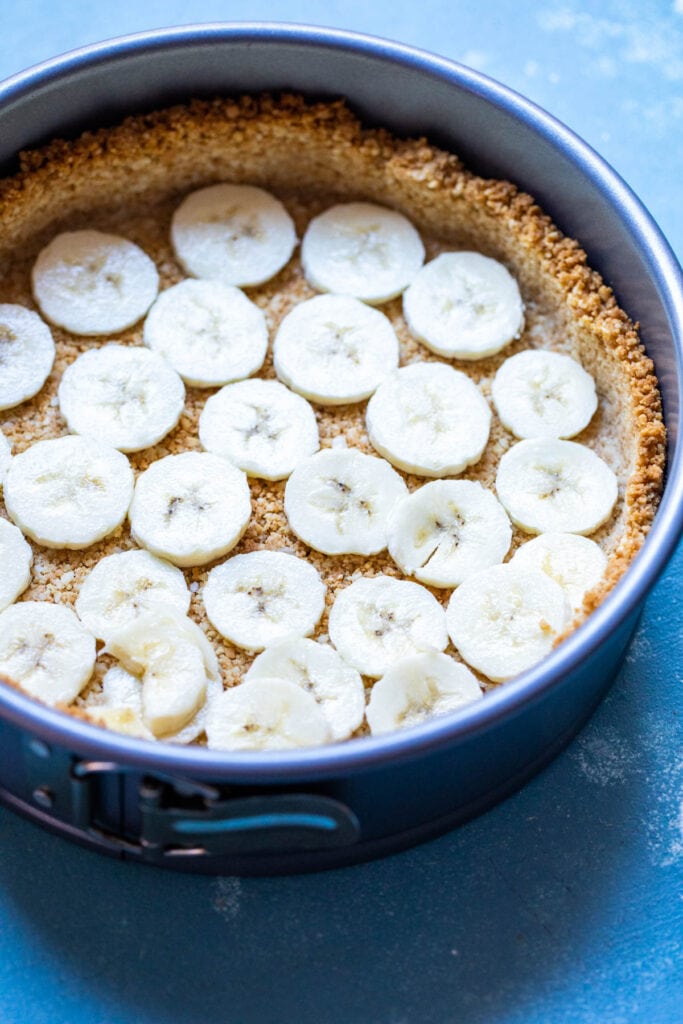 Bananas in the pie crust.